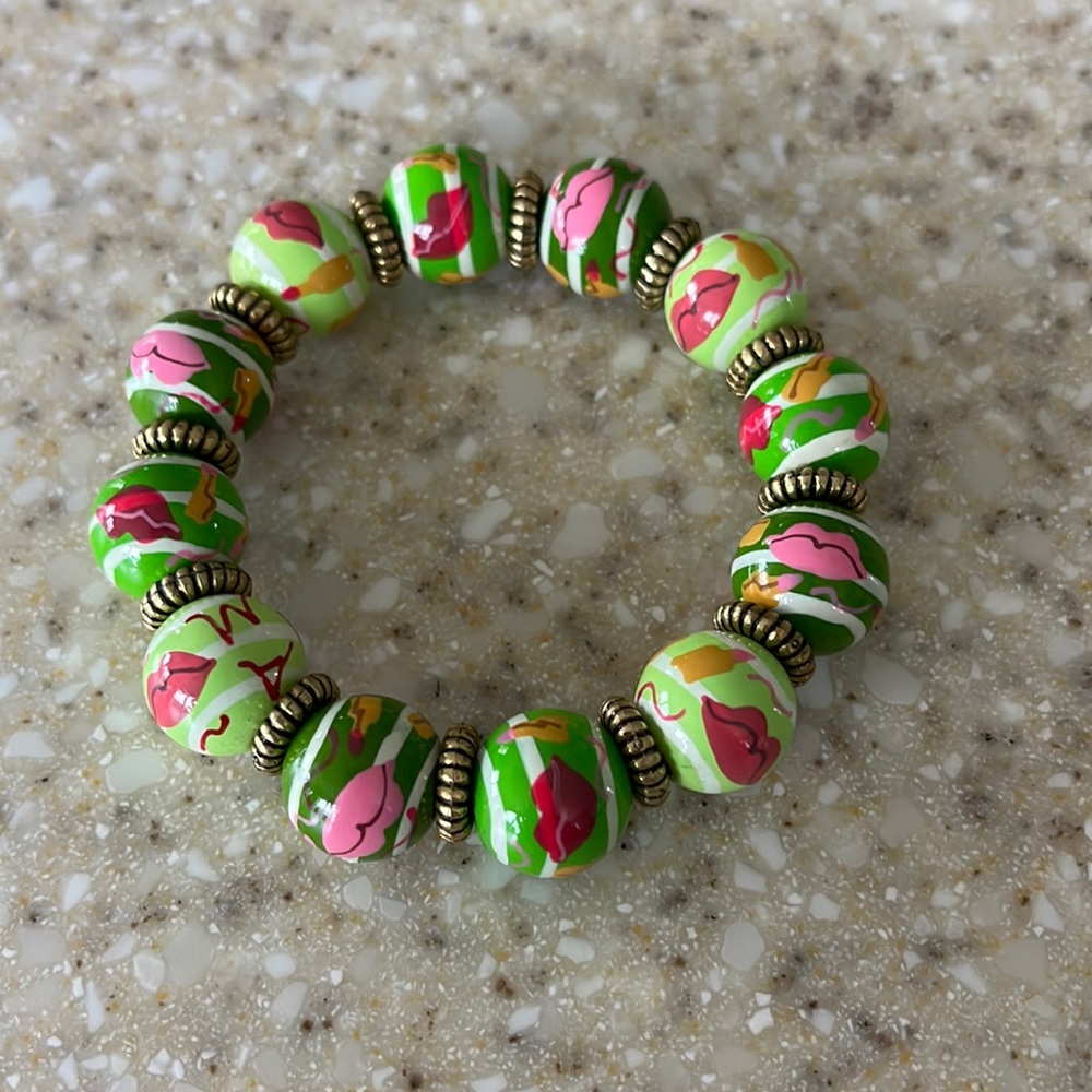 ANGELA MOORE BRACELET. Original’Kisses’ design. Wm’s one size.
